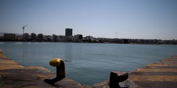 ΕΚΤΑΚΤΟ: Βρήκαν «ναρκωτικά τζιχαντιστών» σε πλοίο στον Πειραιά